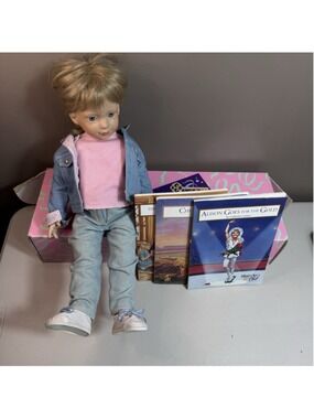 Vintage Magic Attic Club 18” Doll w/ Outfit Shoes + 3 Books, Case